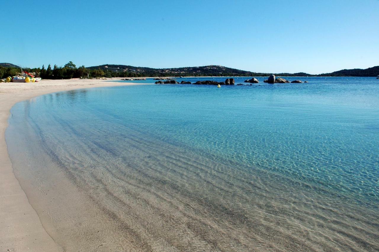 Cala Di Sole Lecci Apartment *